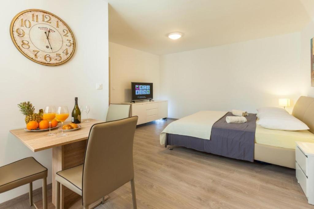 Apartments & Room Rollex Split Eksteriør billede